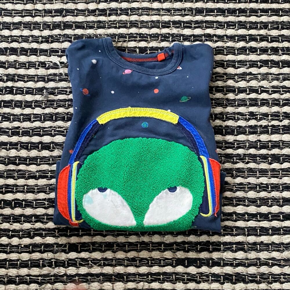🌿Mini Boden Long Sleeve Green Alien Face Graphic T Shirt 3/4Y